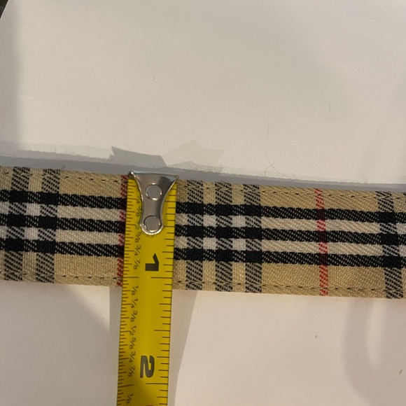 Beautiful Burberry belt with silver and gold buckle size S/M - Picture 8 of 9
